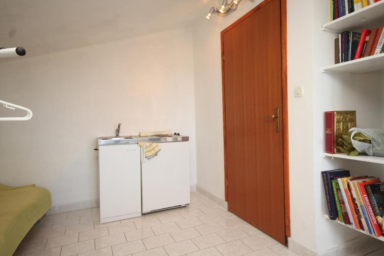 Apartments With A Parking Space Rukavac, Vis - 8864 Exterior foto